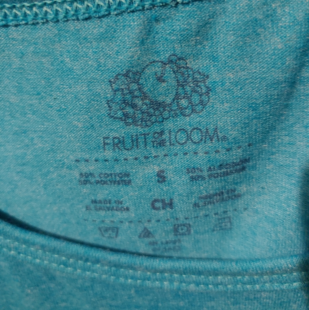 Shirts - Picture 2 of 6